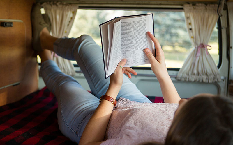 youth reading scriptures